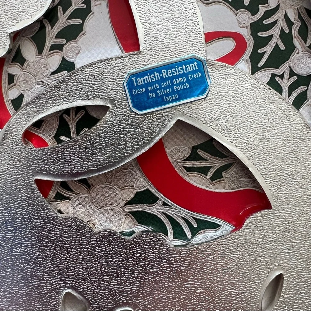 Vintage 80s Wm. A. Rogers Holiday Trivet 8